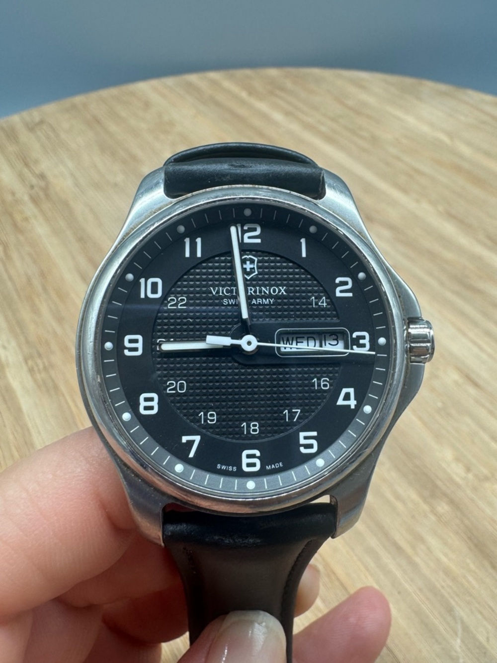 VICTORINOX SWISS ARMY OFFICER’S DAY DATE WATCH
